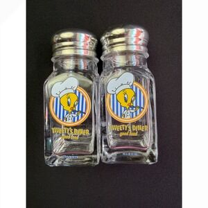 Vintage 1995 Warner Bros Tweety's Diner Salt Pepper Shakers Glass Stainless 90s
